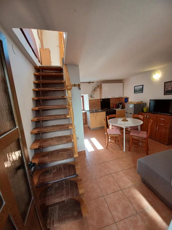 Apartment Mondo Baška Exteriör bild